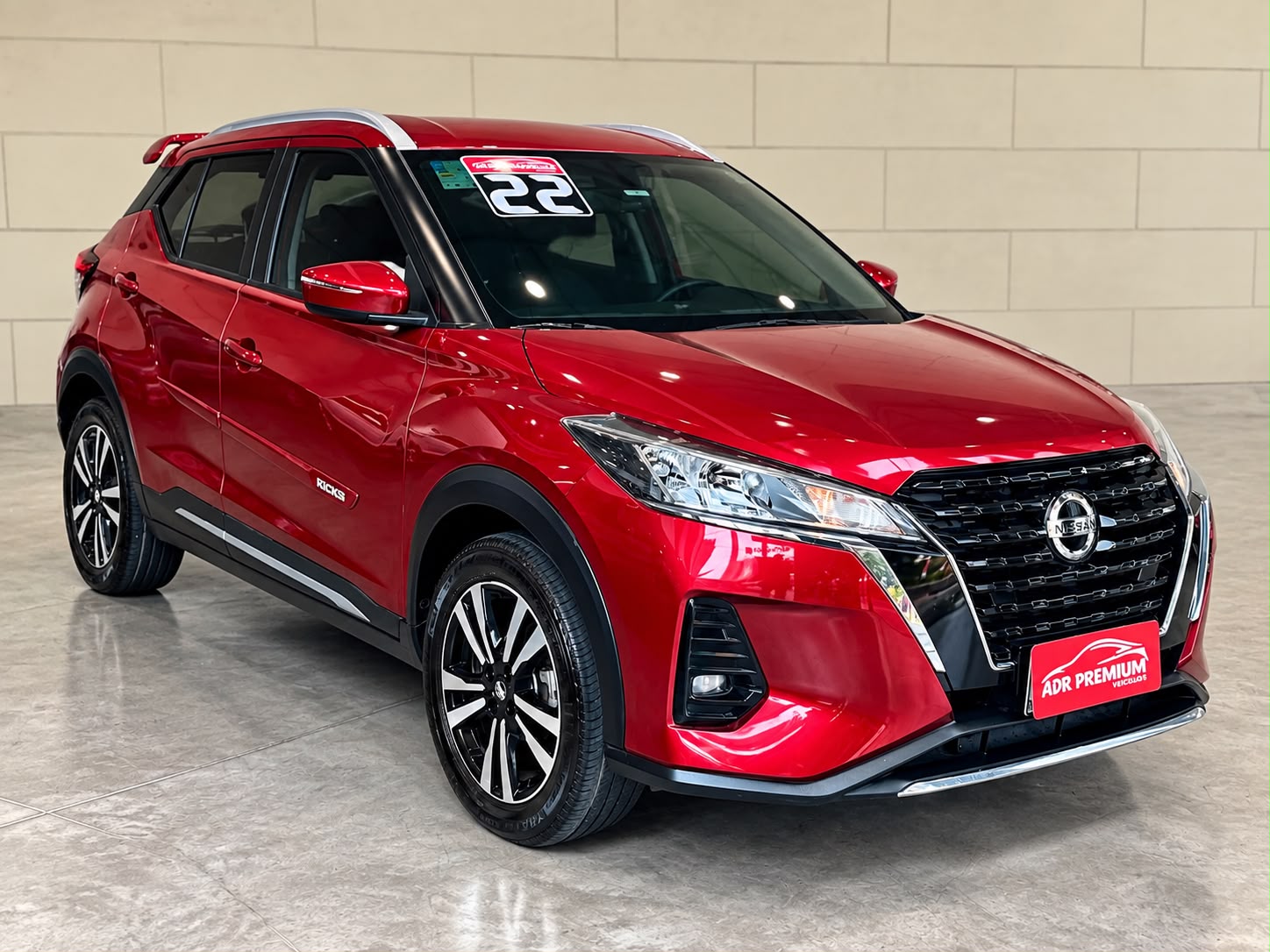NISSAN KICKS