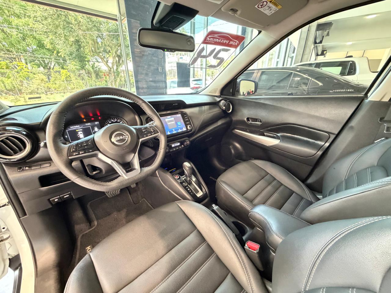 NISSAN KICKS
