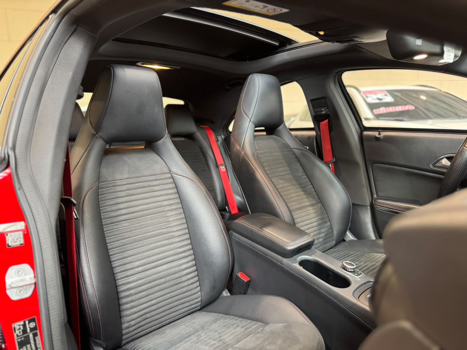 MERCEDES-BENZ CLA 250