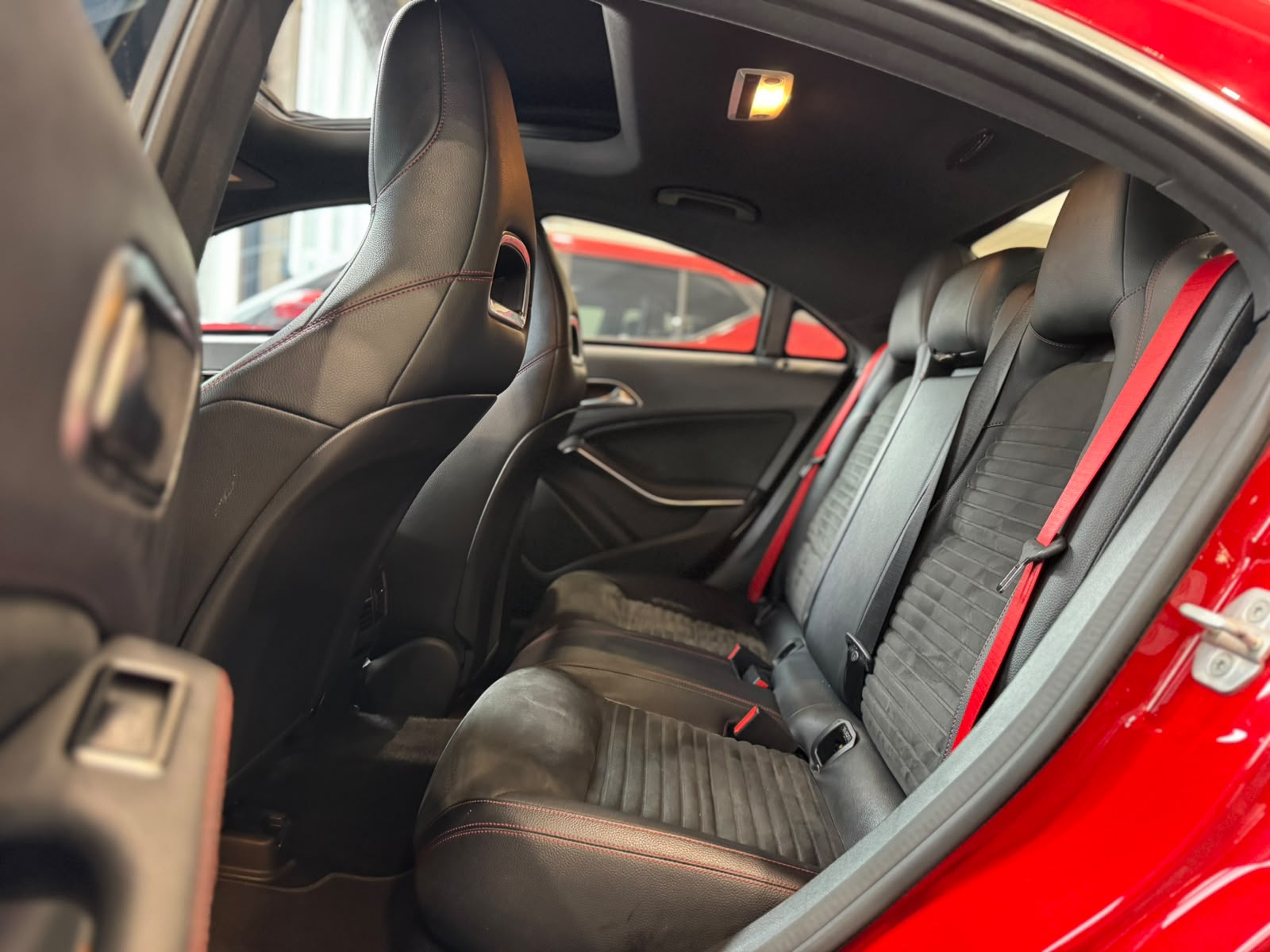 MERCEDES-BENZ CLA 250