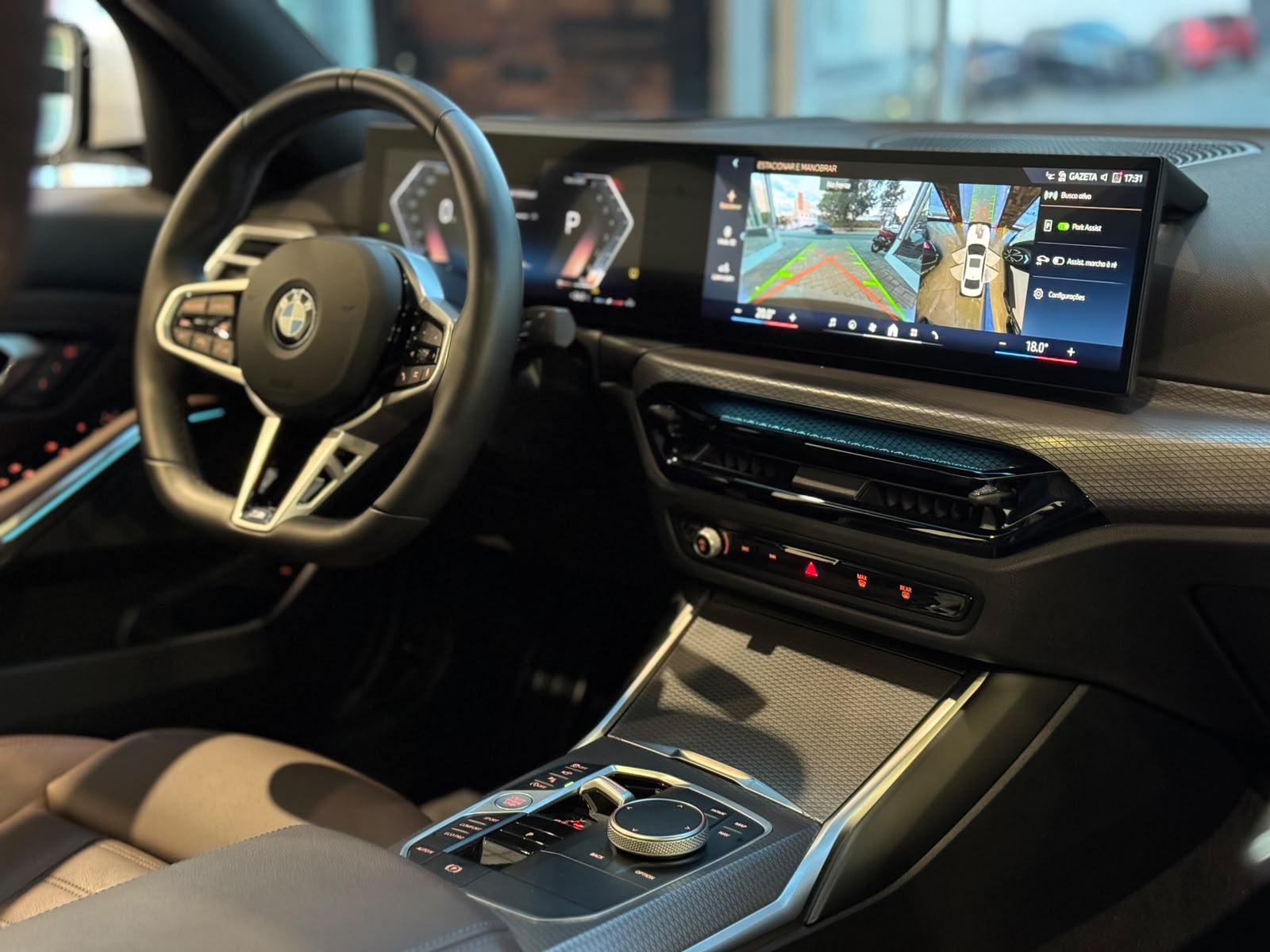 BMW 320i