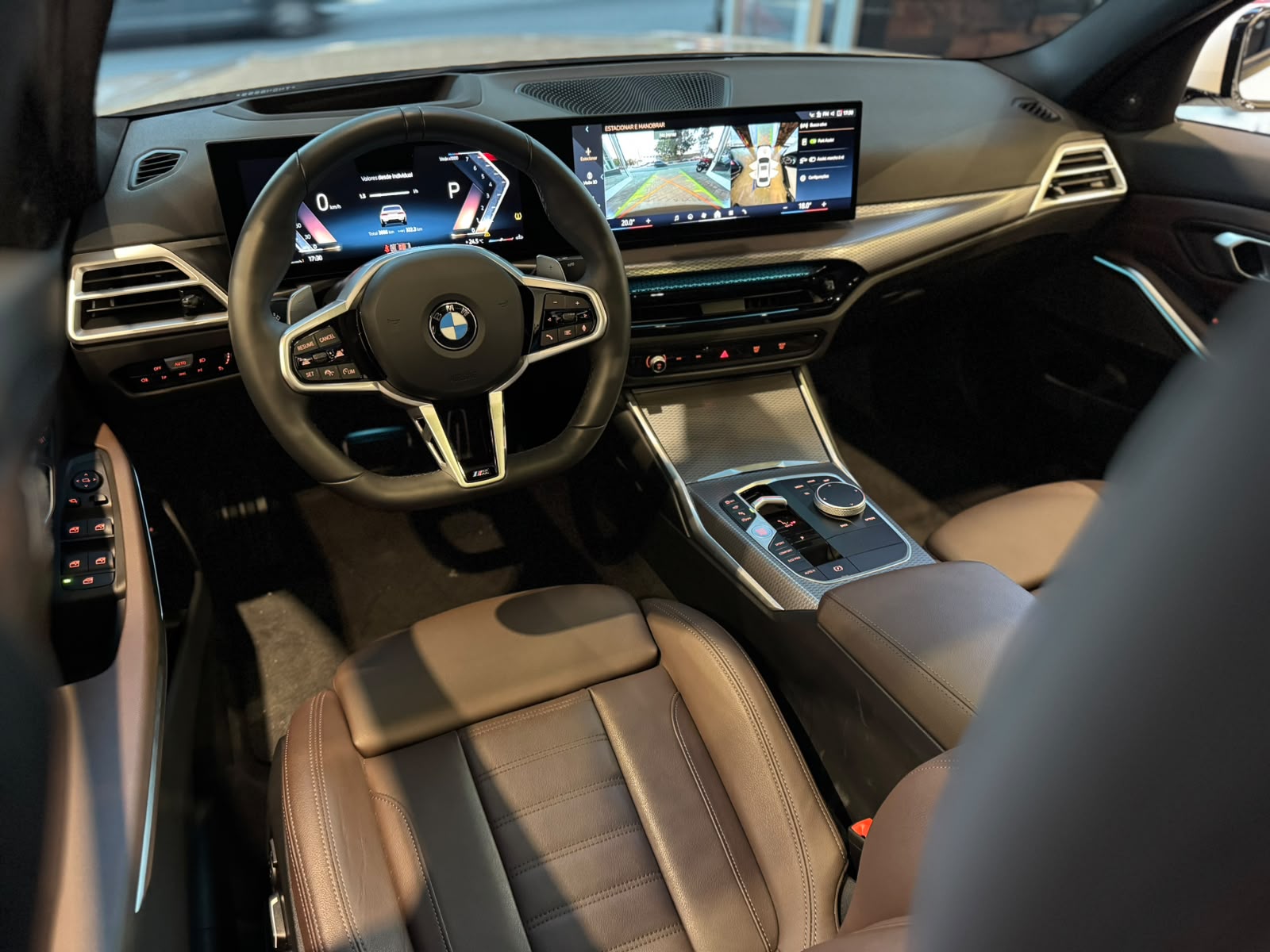 BMW 320i
