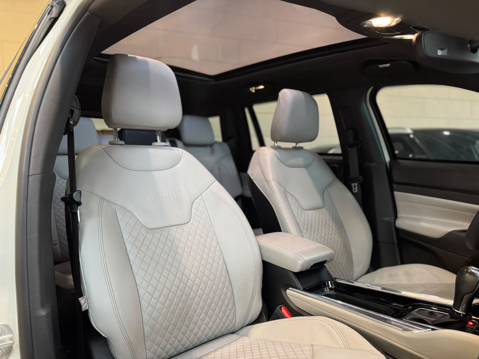 JEEP COMMANDER