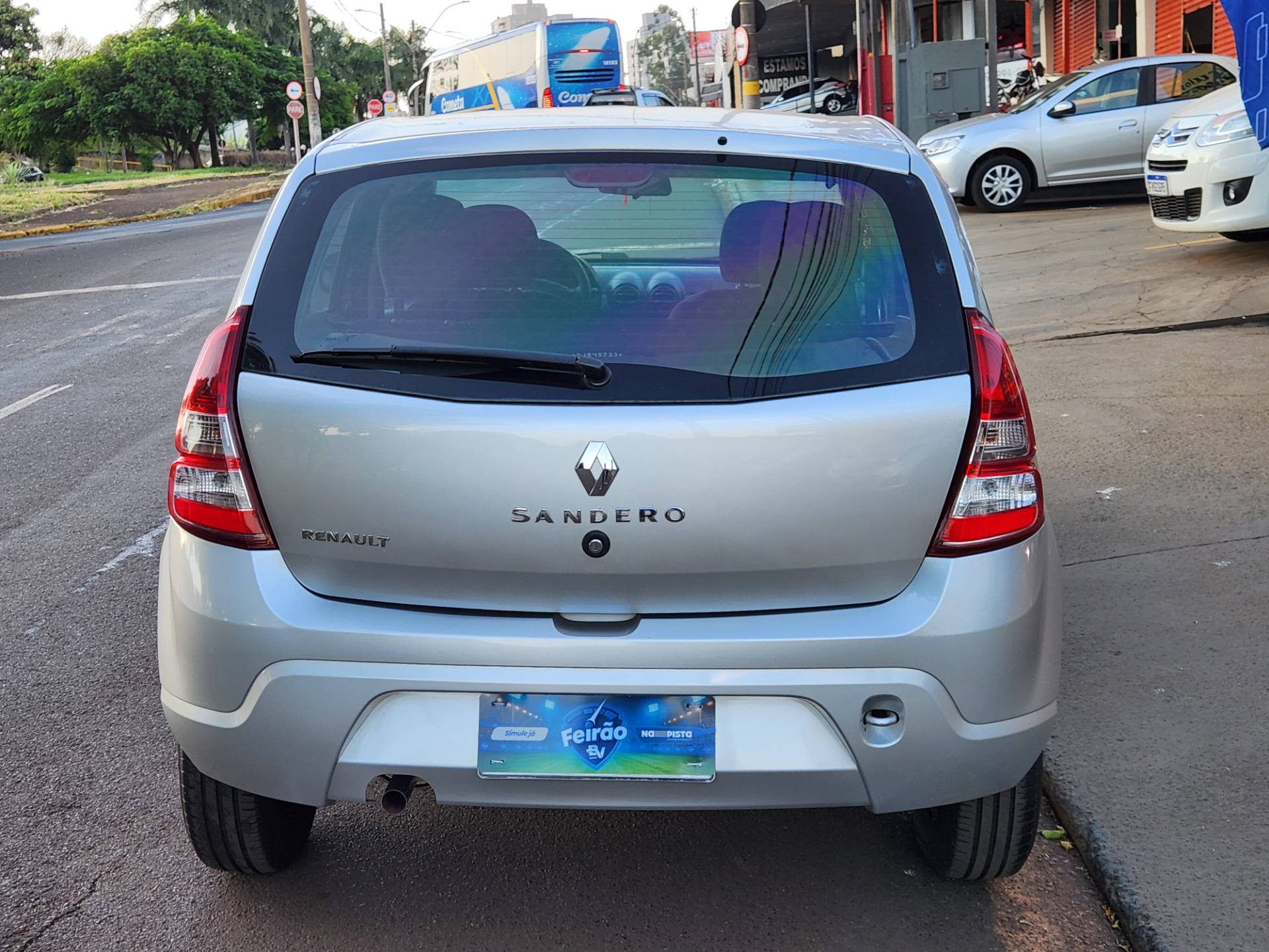 RENAULT SANDERO