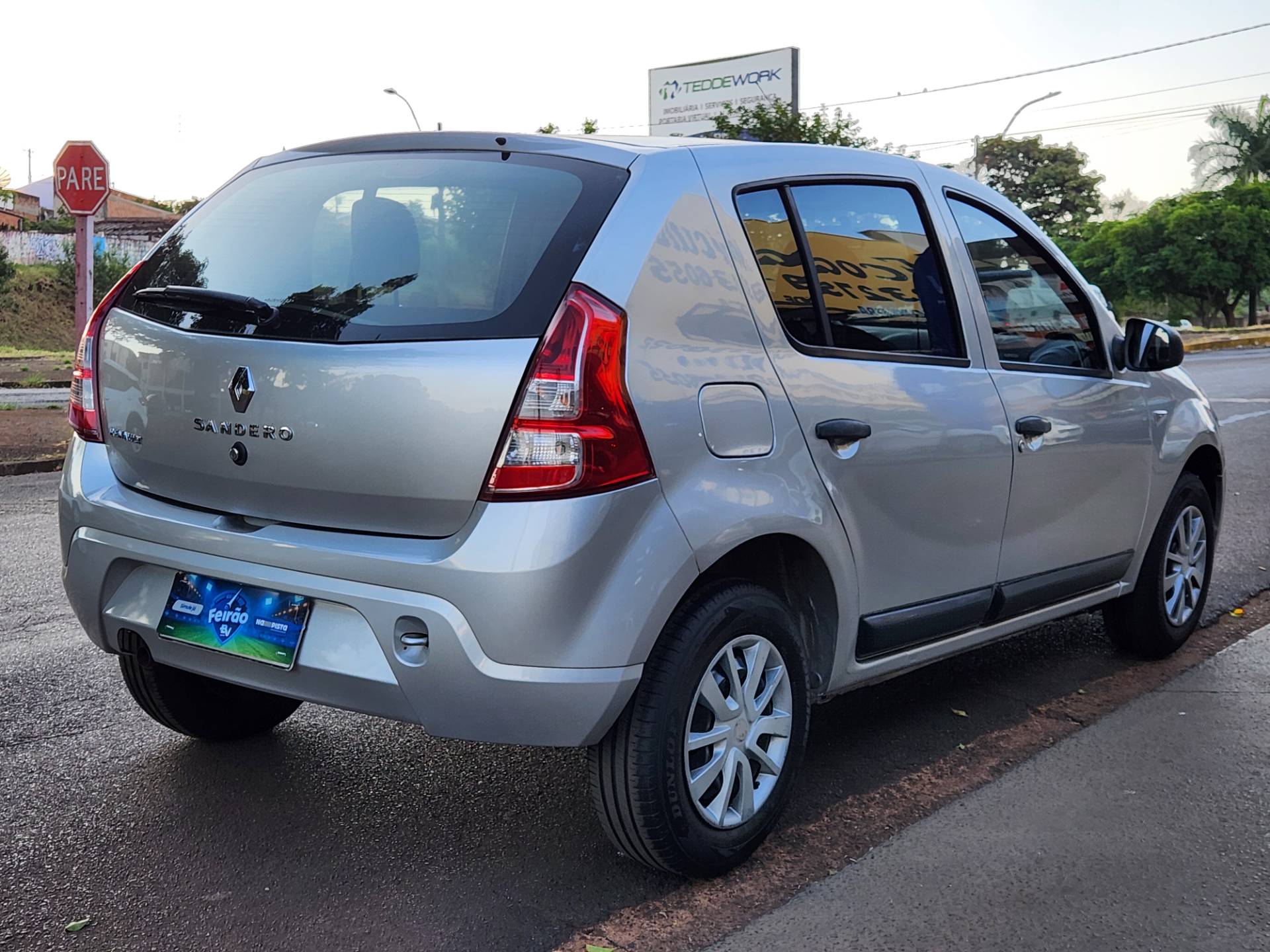 RENAULT SANDERO
