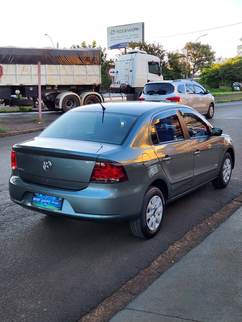 VOLKSWAGEN VOYAGE