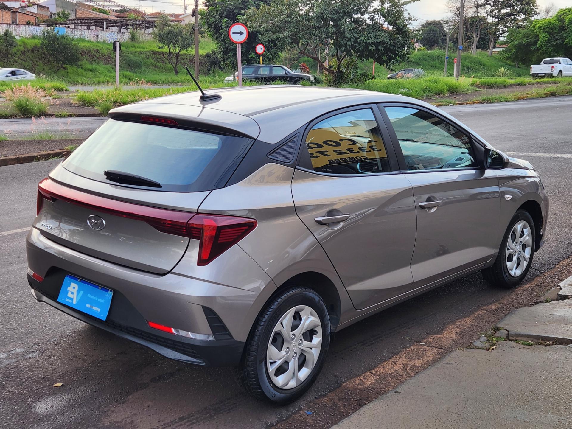 HYUNDAI HB20