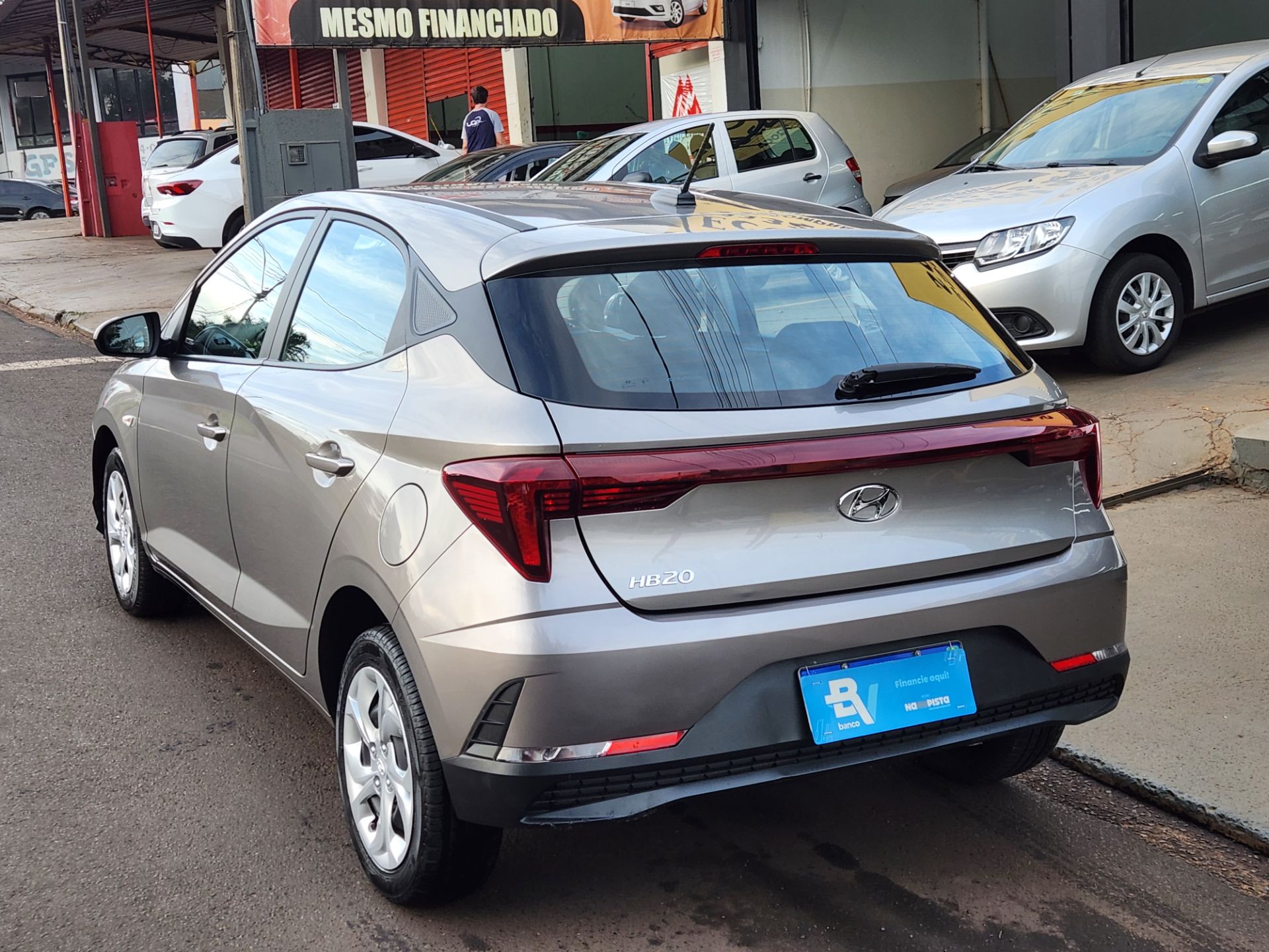 HYUNDAI HB20