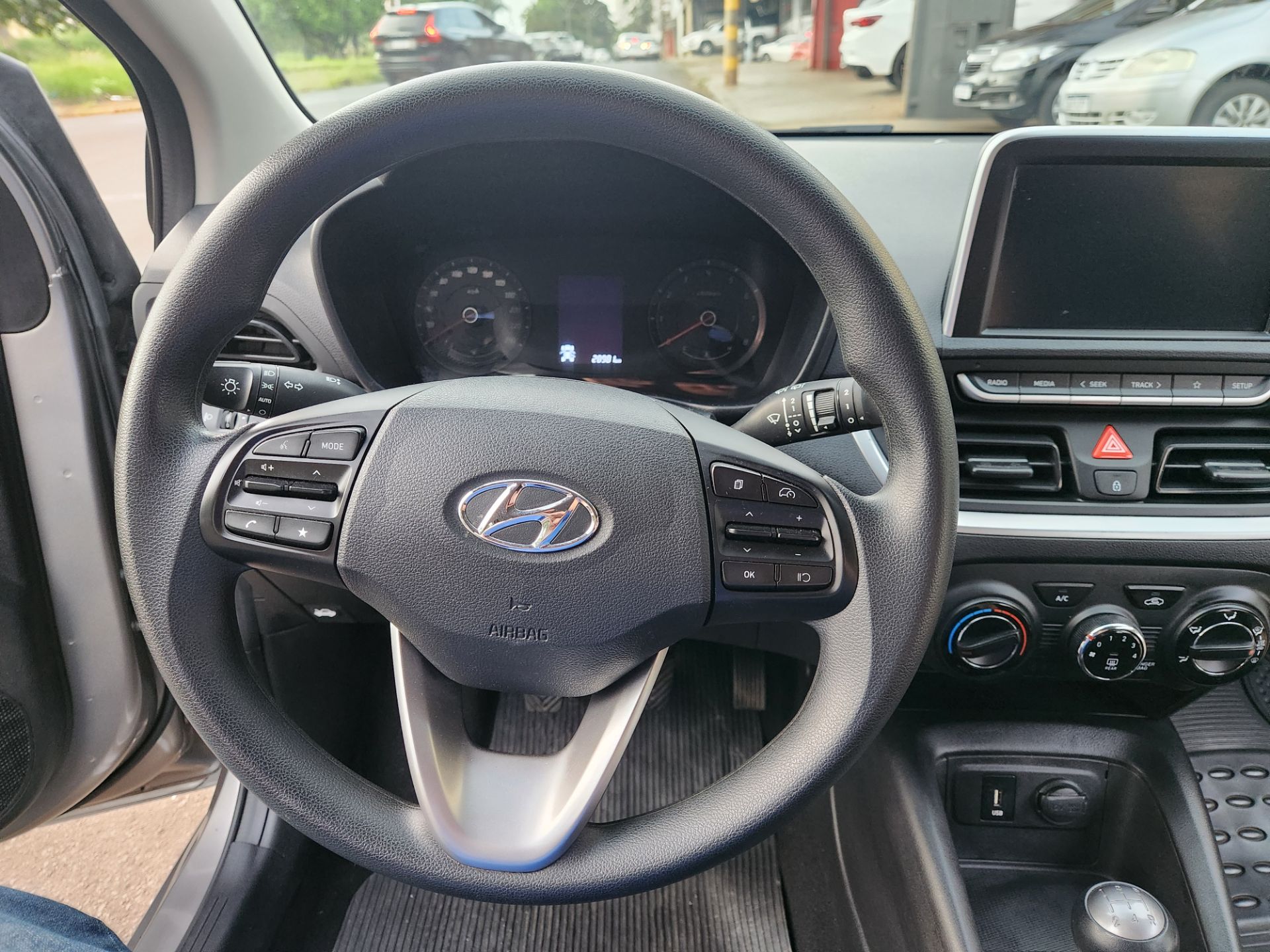 HYUNDAI HB20