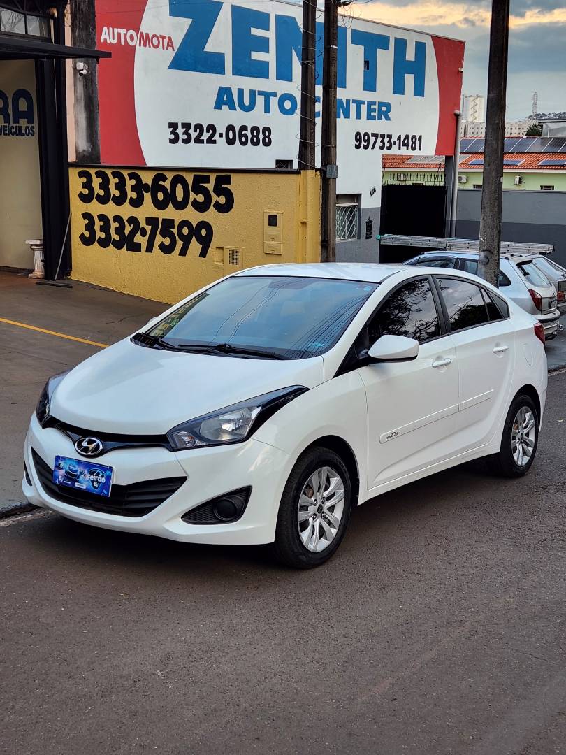 HYUNDAI HB20S
