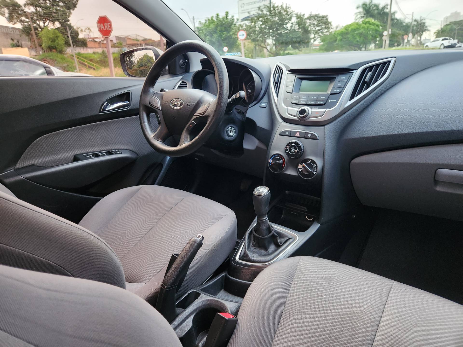 HYUNDAI HB20S