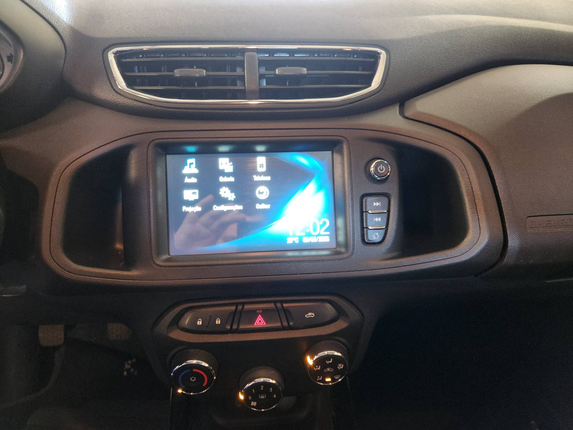 CHEVROLET PRISMA