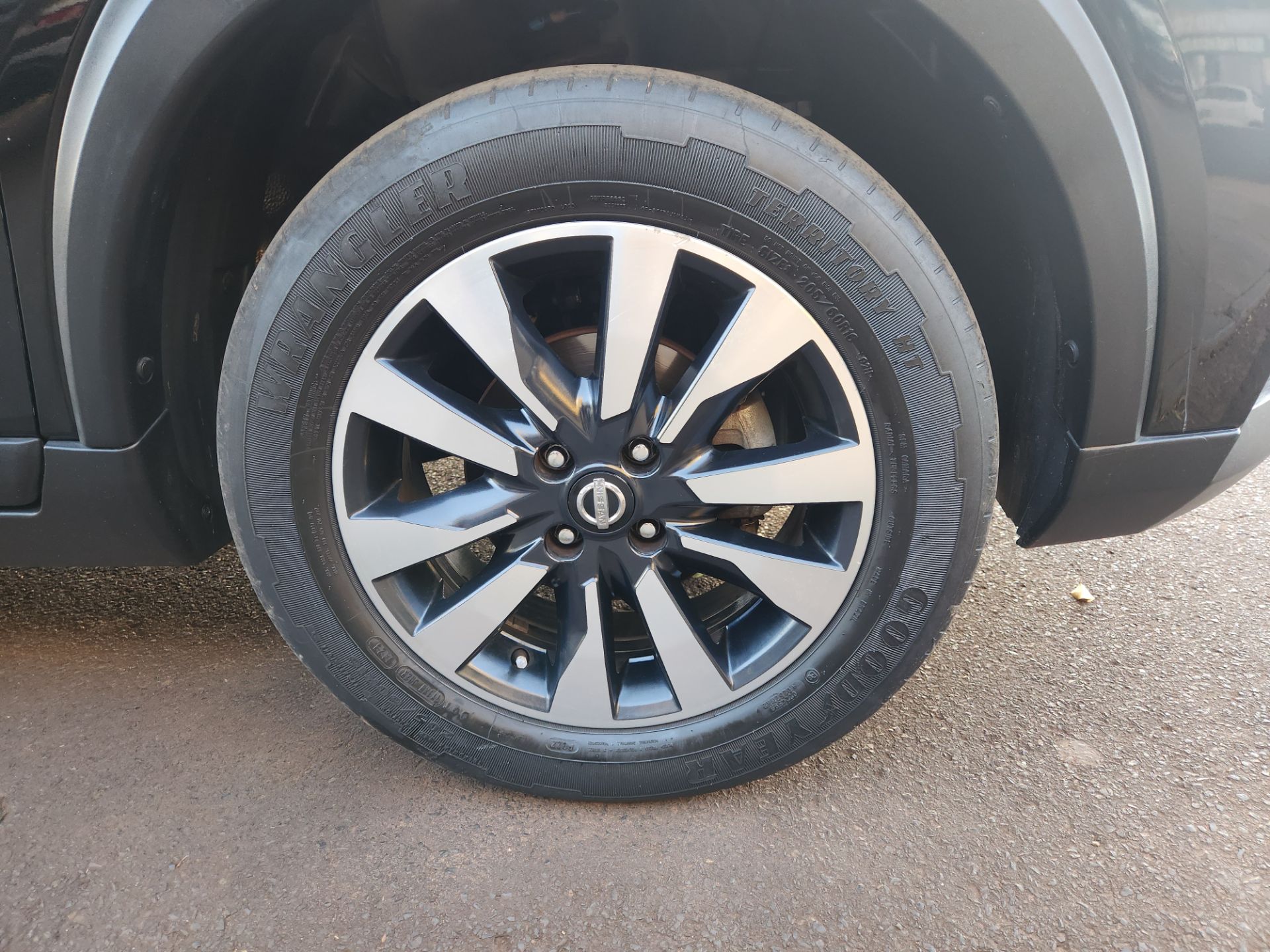 NISSAN KICKS