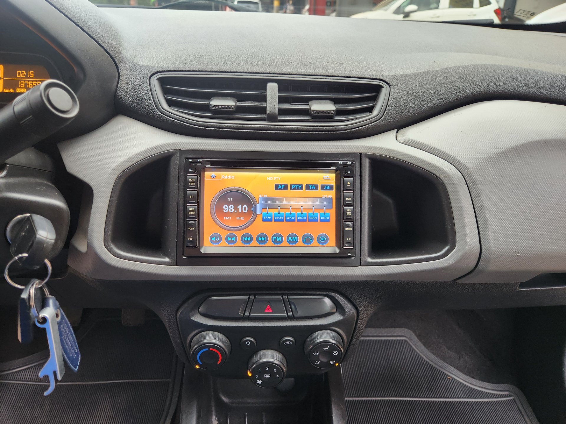 CHEVROLET PRISMA