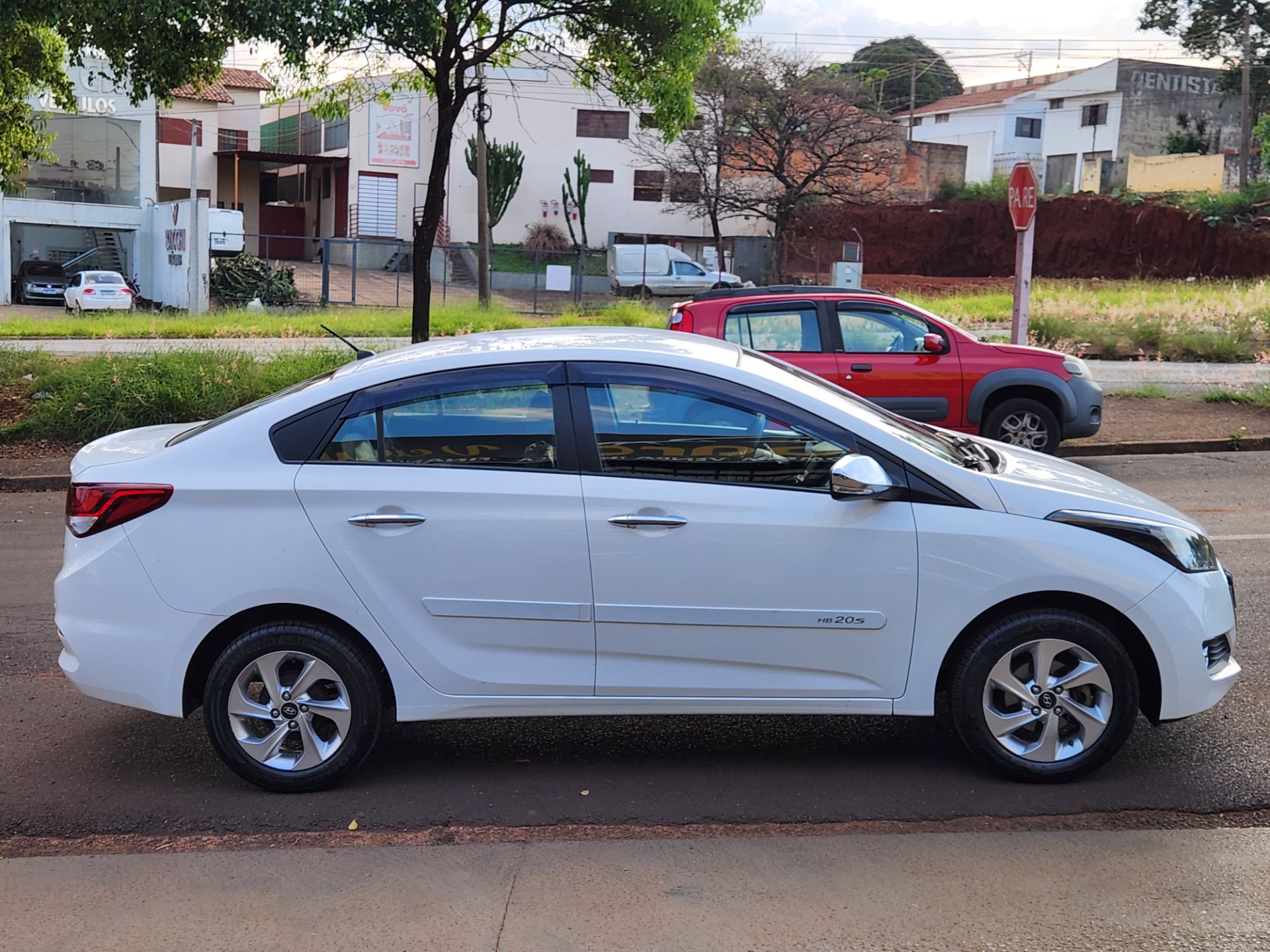 HYUNDAI HB20S