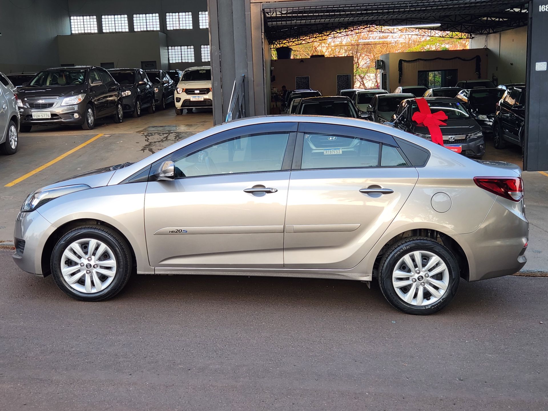 HYUNDAI HB20S