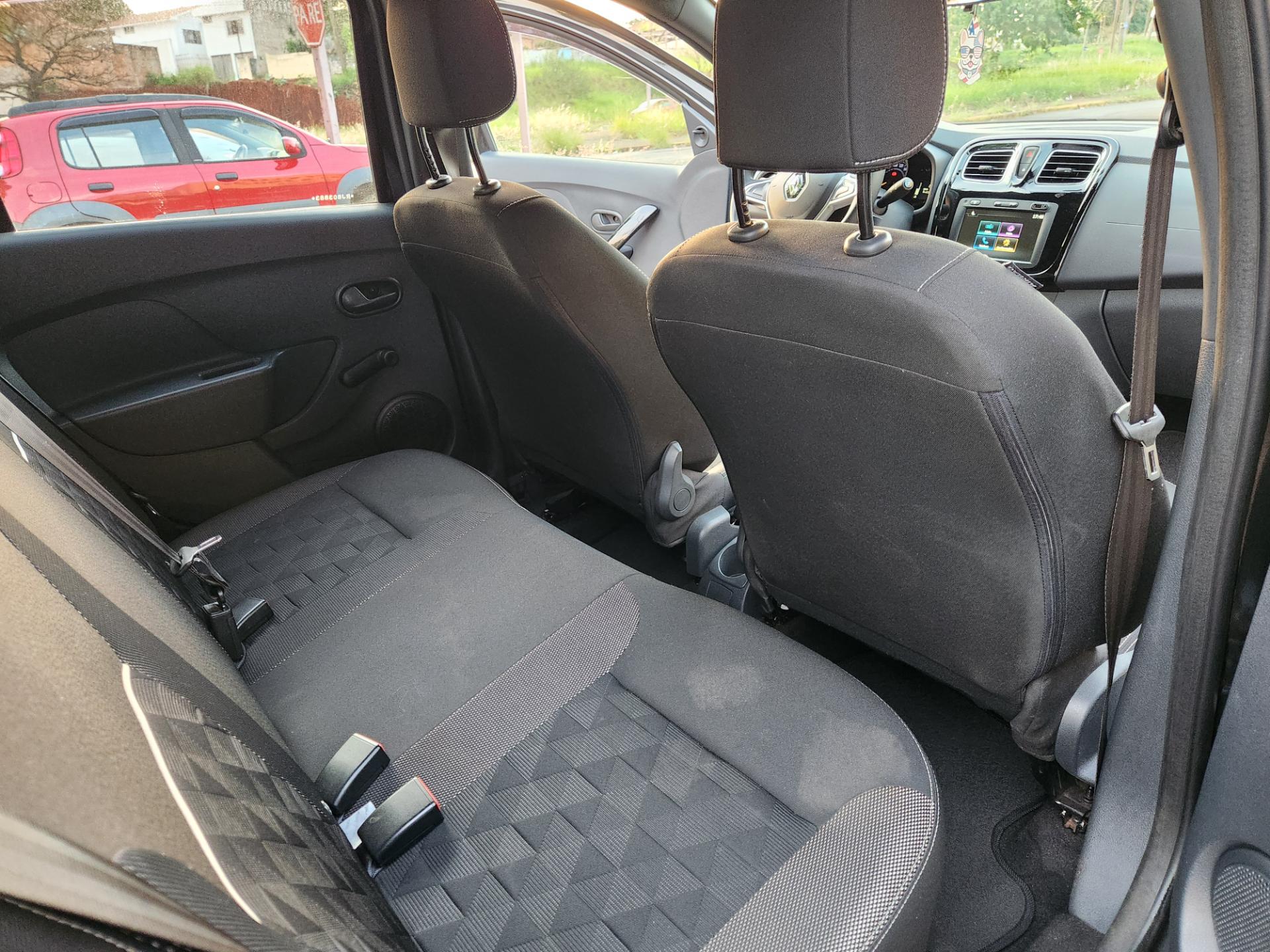 RENAULT SANDERO
