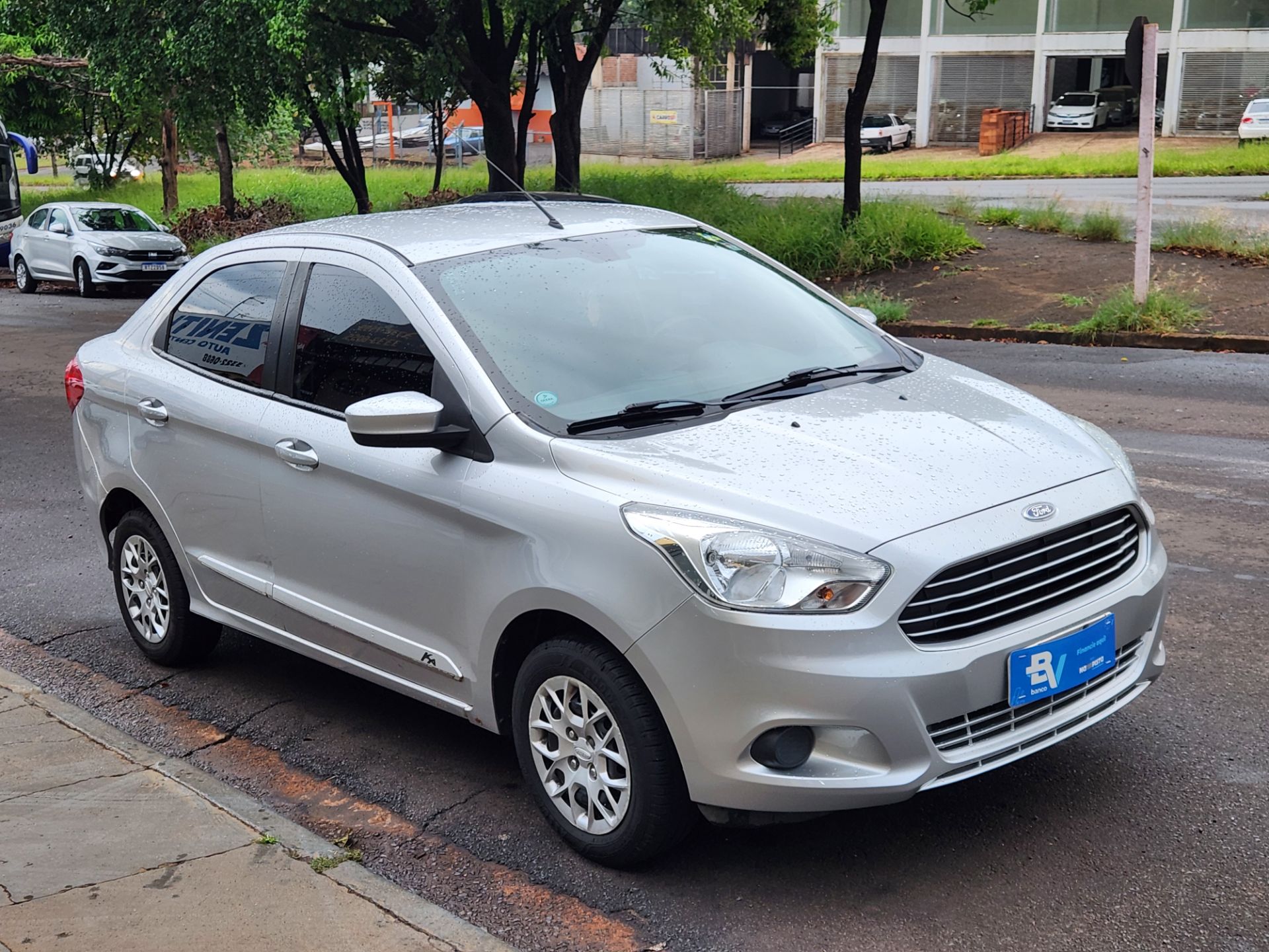 FORD KA