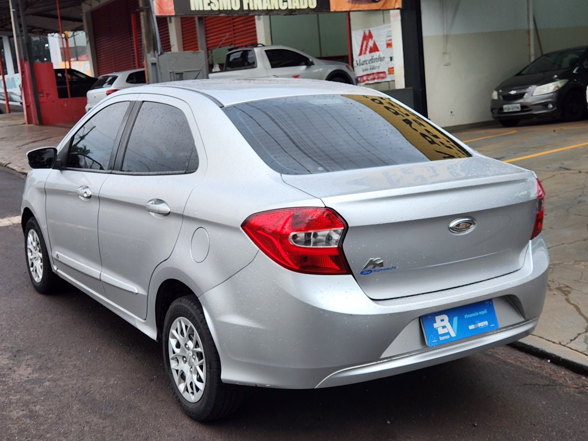 FORD KA