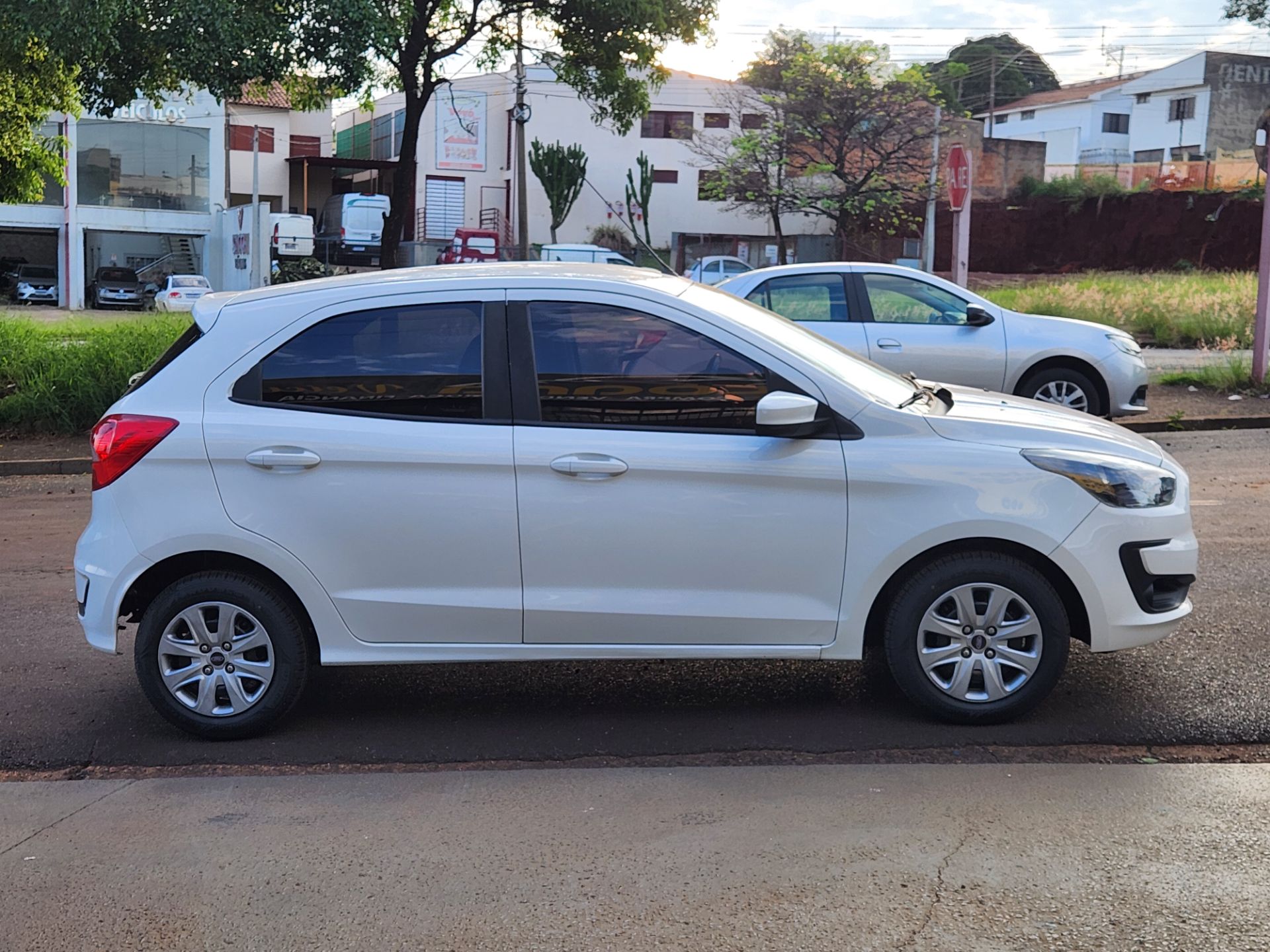 FORD KA