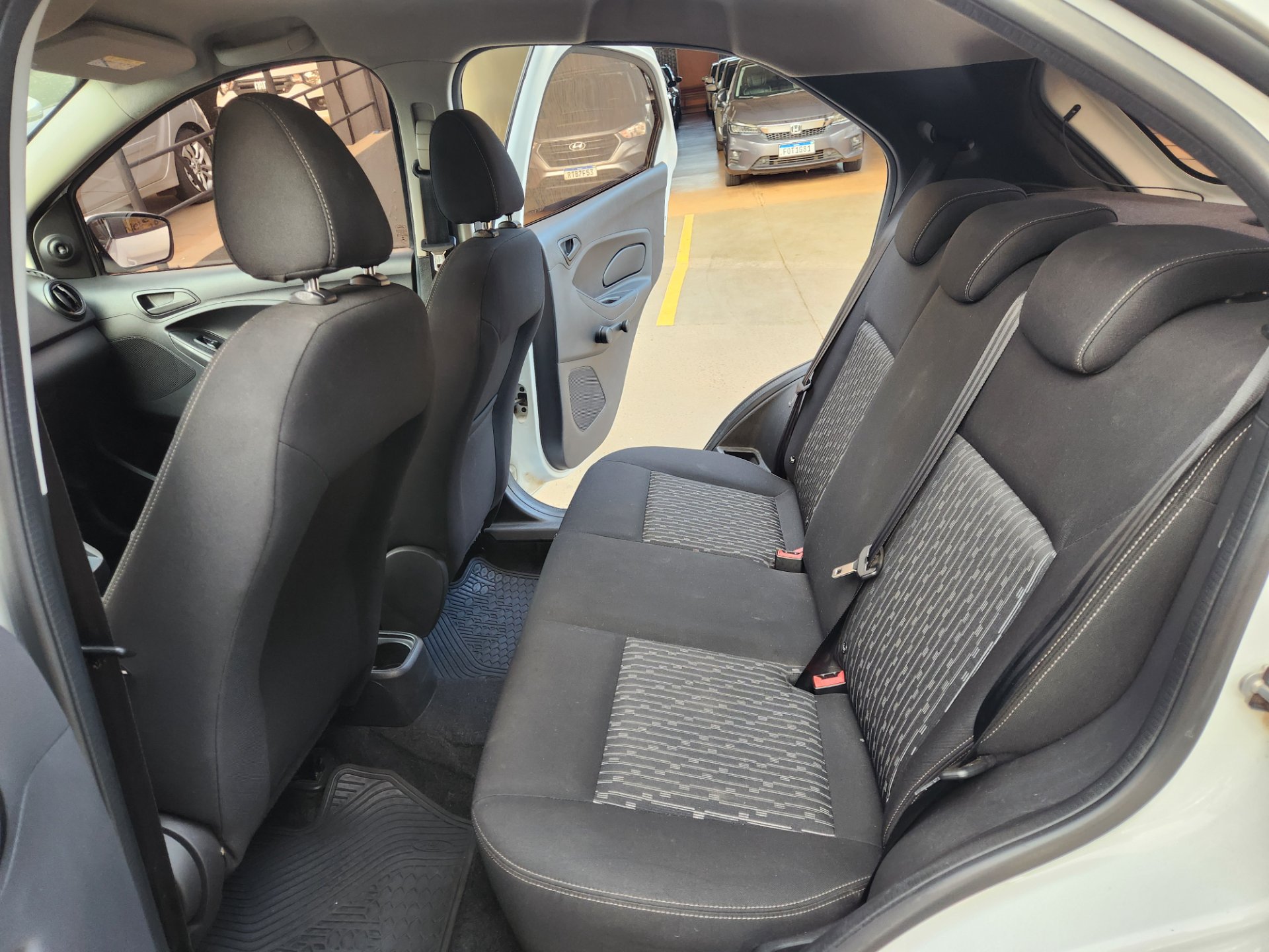 FORD KA