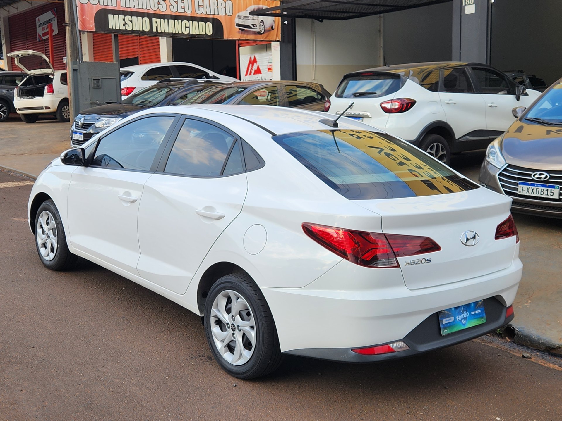 HYUNDAI HB20S