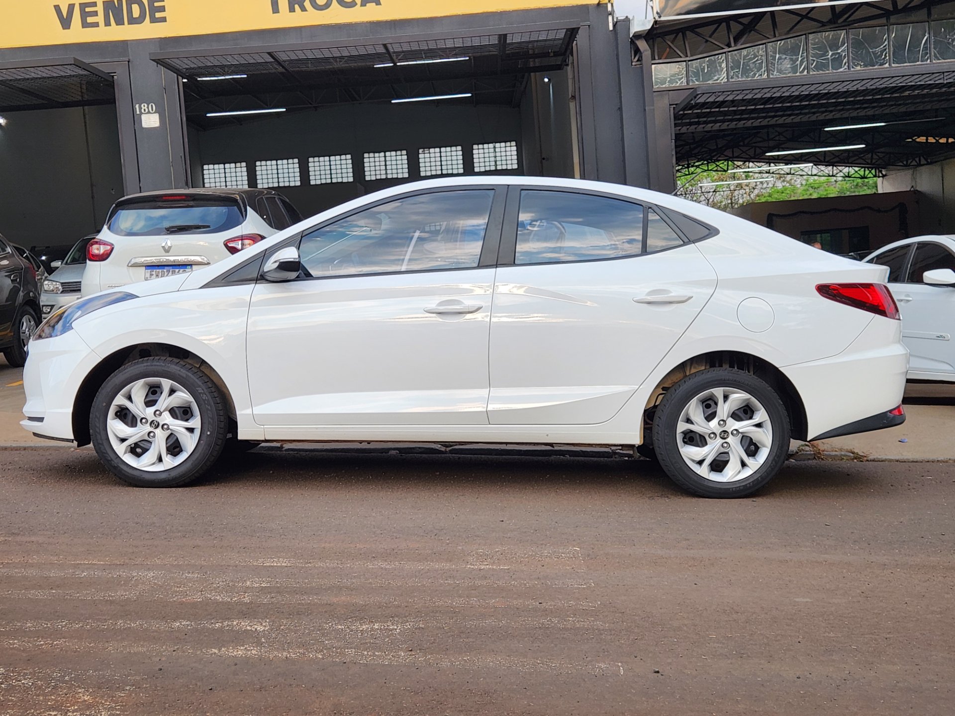 HYUNDAI HB20S