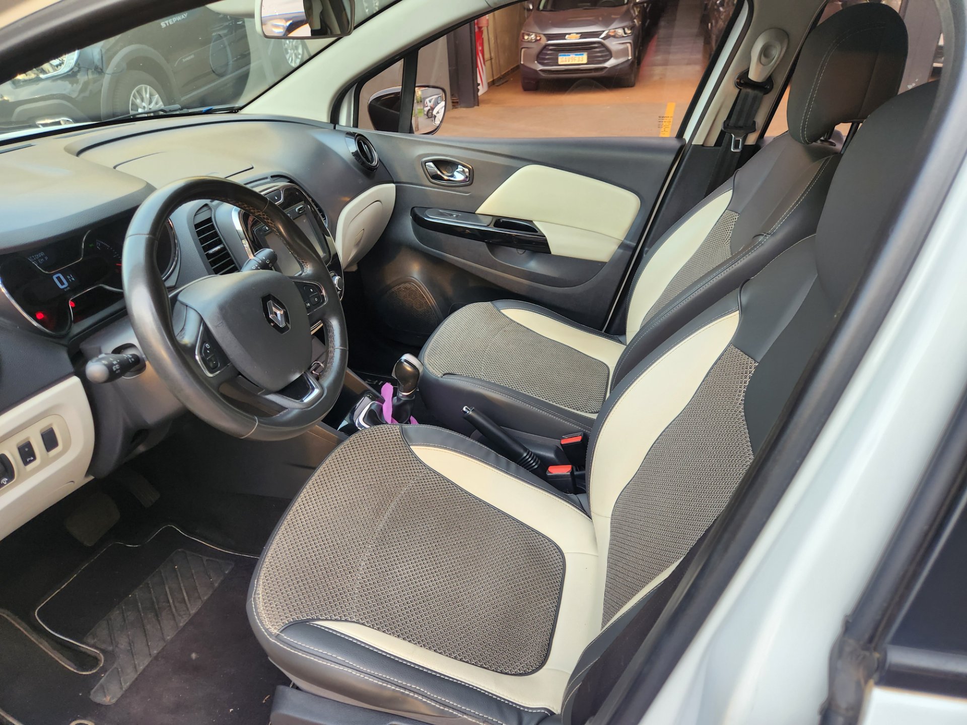 RENAULT CAPTUR