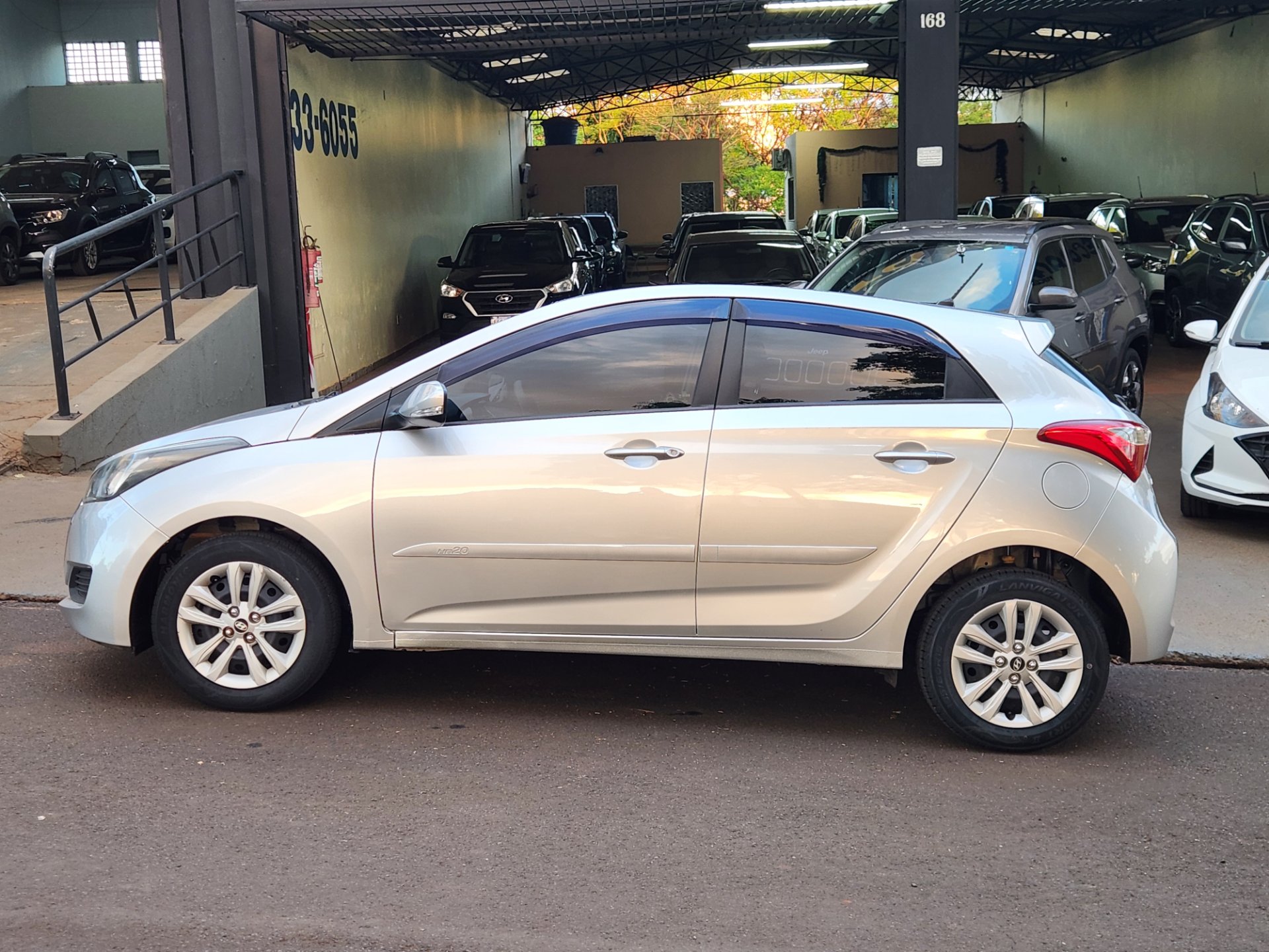 HYUNDAI HB20