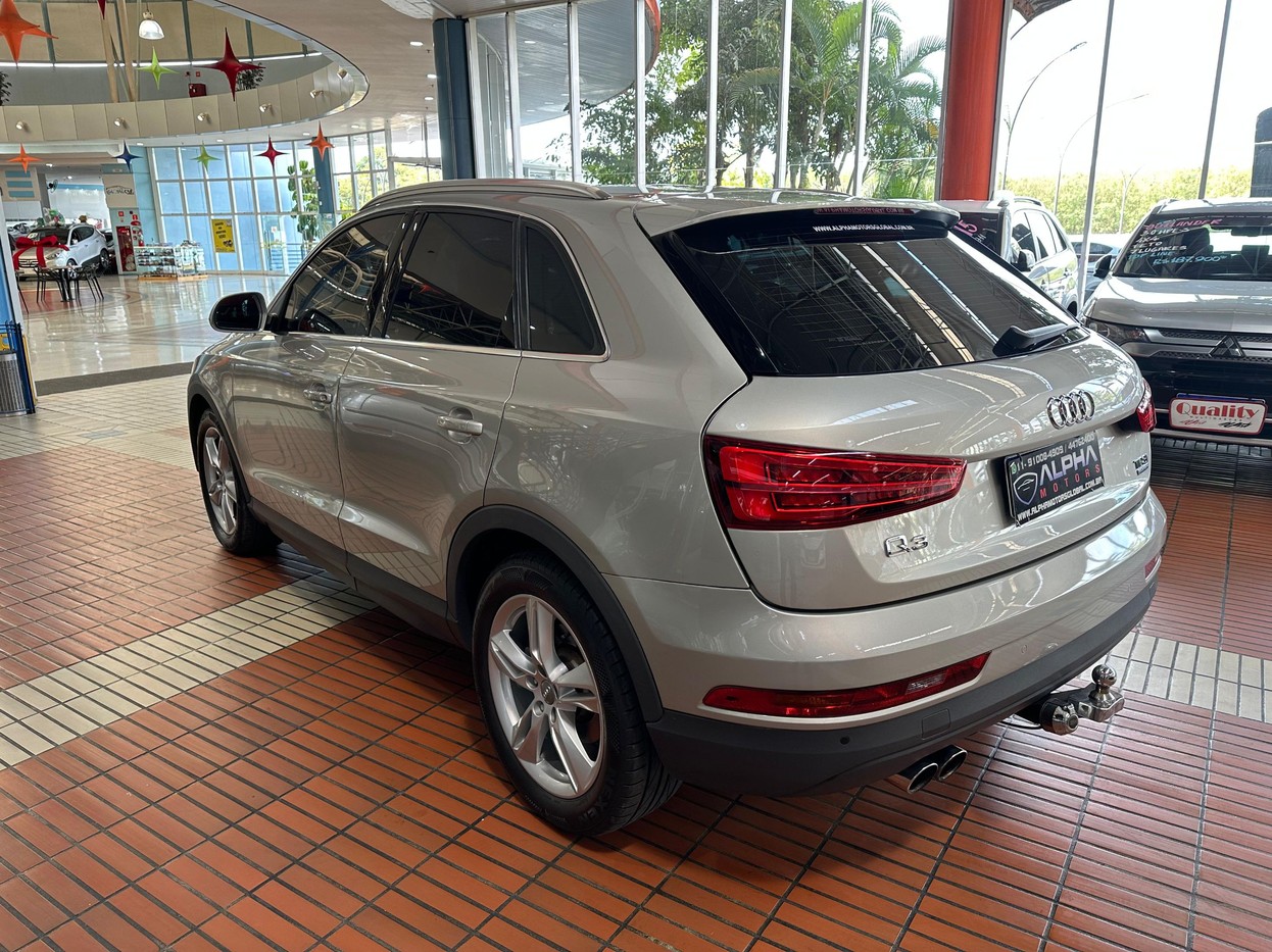 Q3 2.0 TFSI AMBIENTE QUATTRO