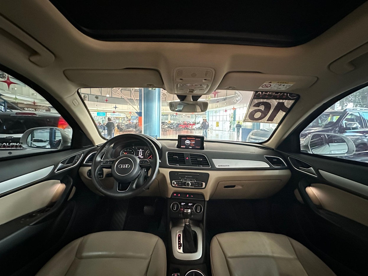 Q3 2.0 TFSI AMBIENTE QUATTRO