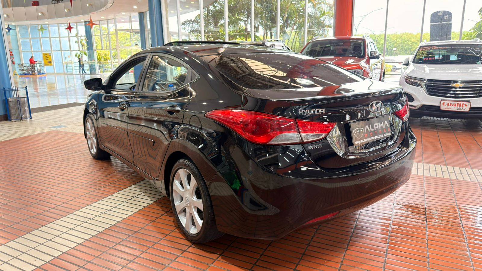 HYUNDAI ELANTRA