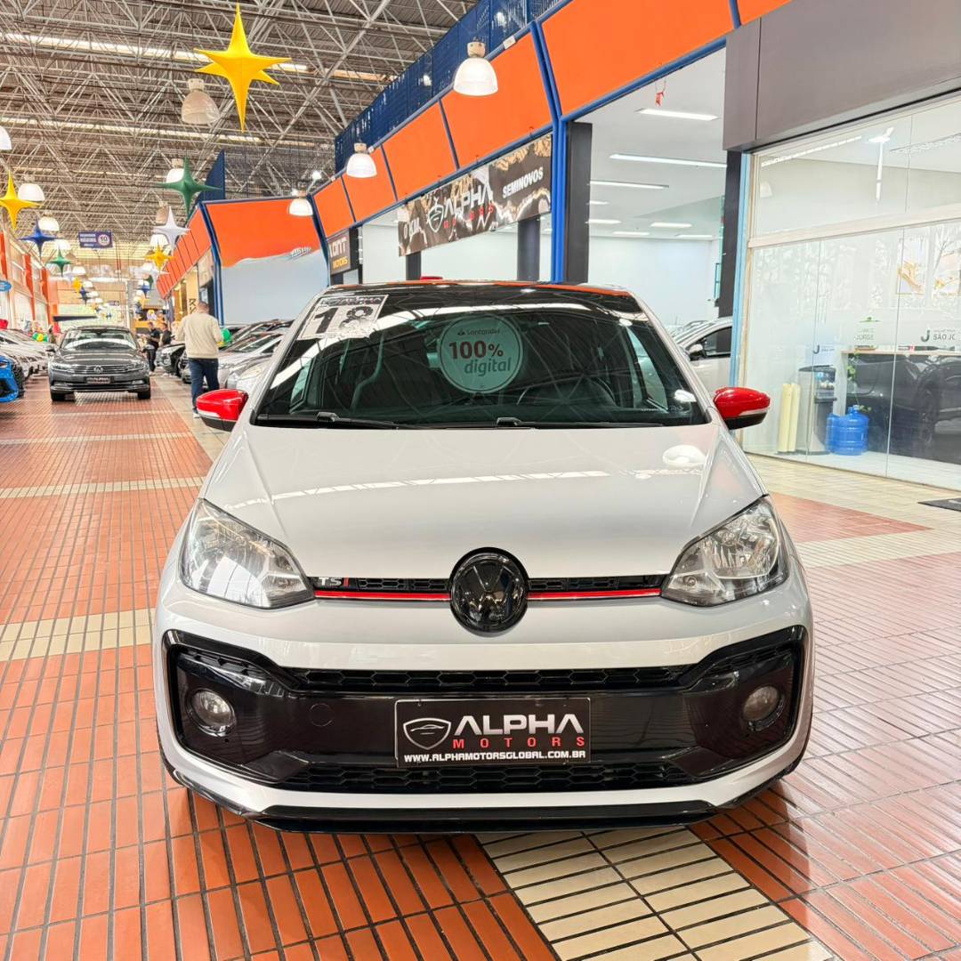VOLKSWAGEN UP