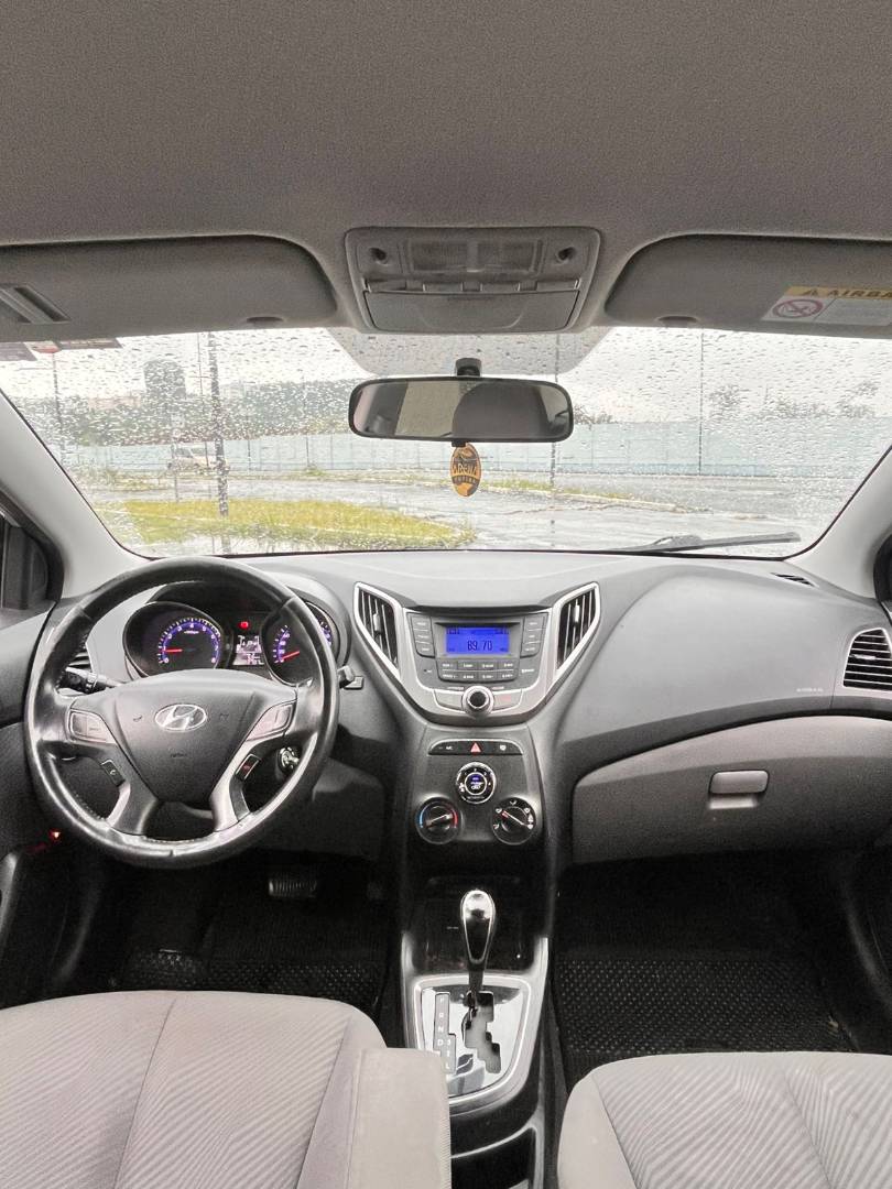 HYUNDAI HB20S