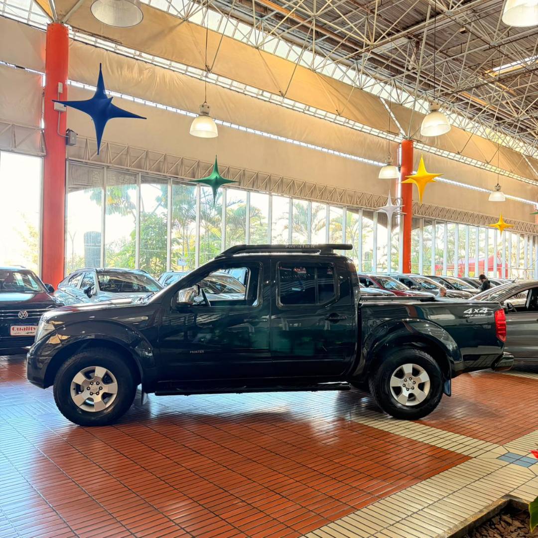 NISSAN FRONTIER