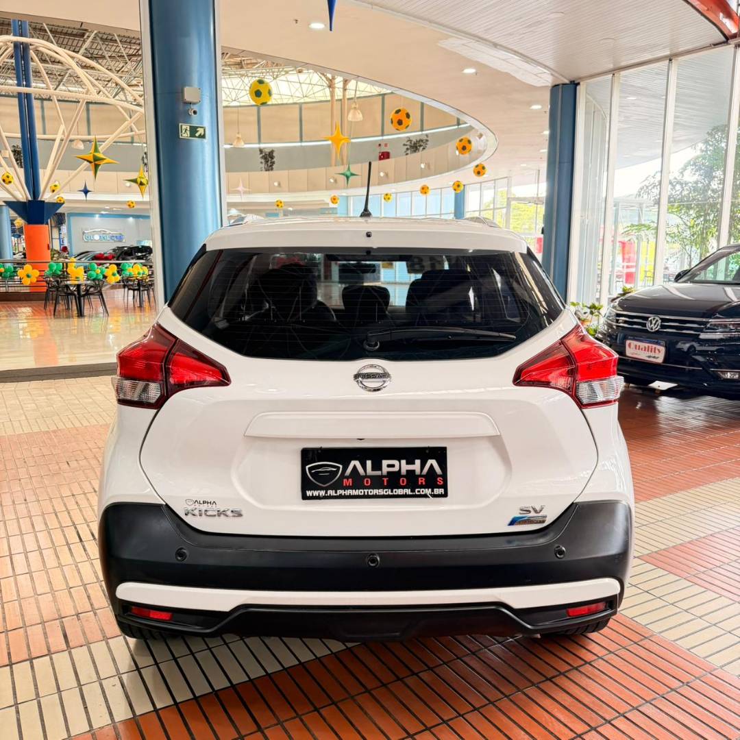NISSAN KICKS