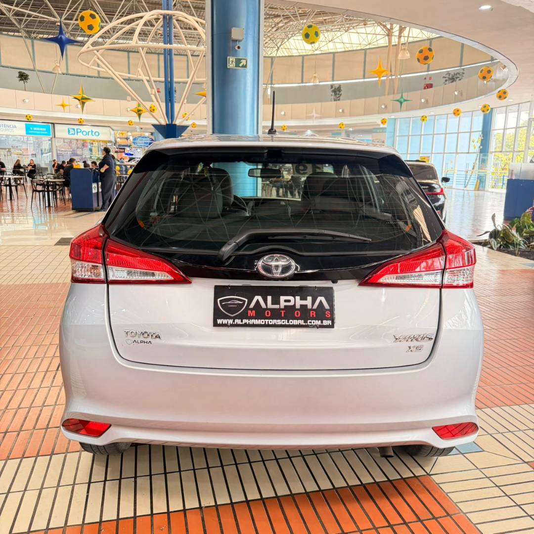 TOYOTA YARIS
