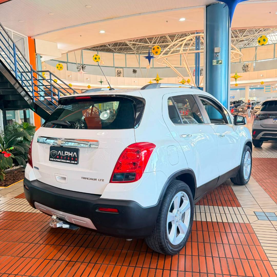 CHEVROLET TRACKER