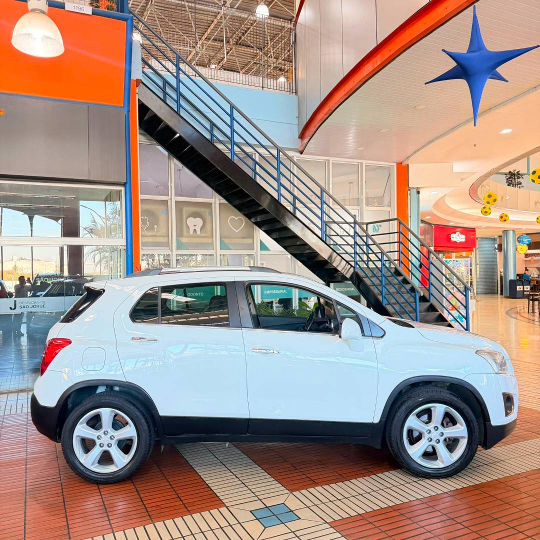 CHEVROLET TRACKER