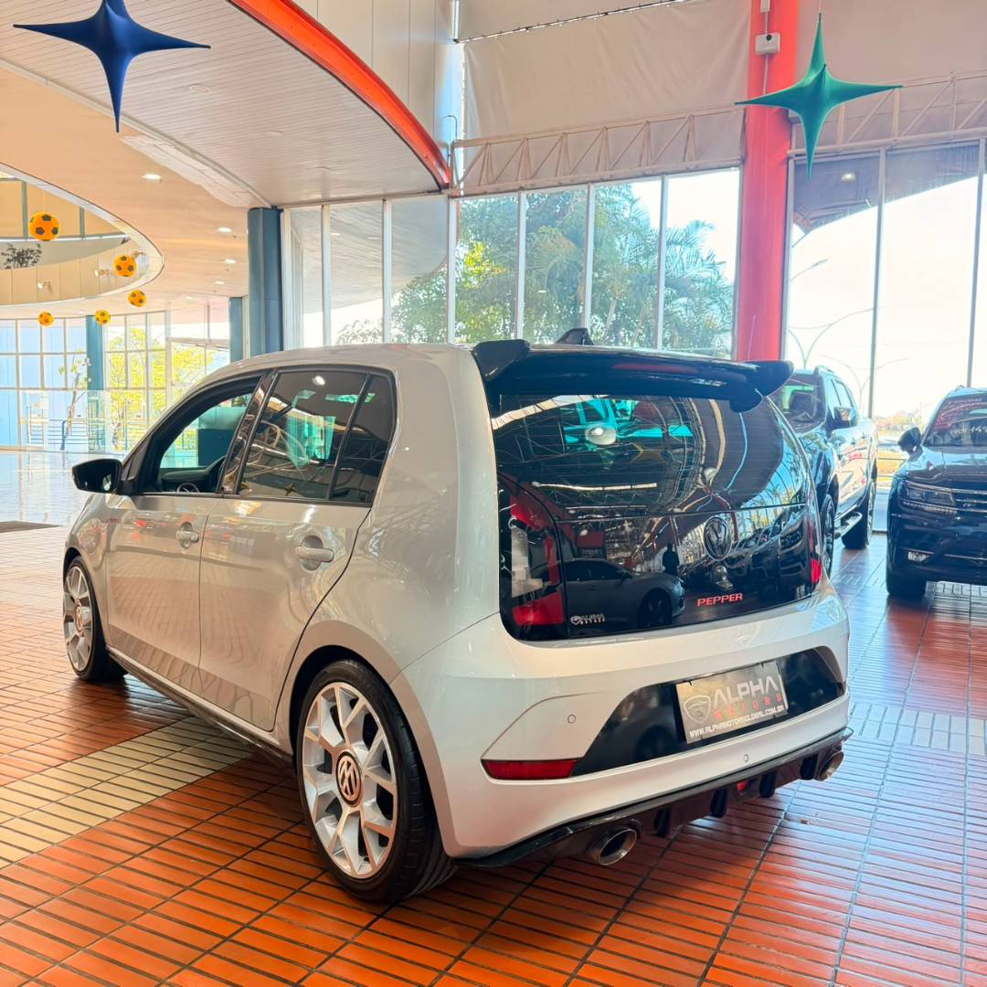 VOLKSWAGEN UP