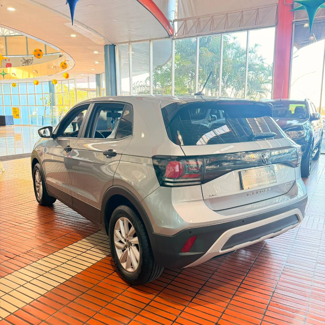 VOLKSWAGEN T-CROSS