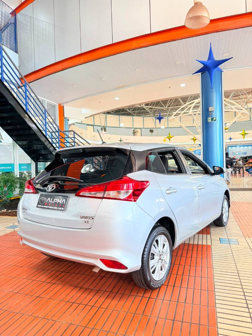 TOYOTA YARIS