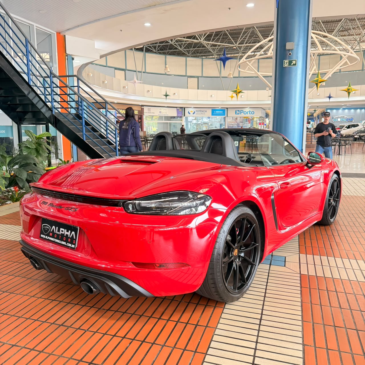 PORSCHE 718