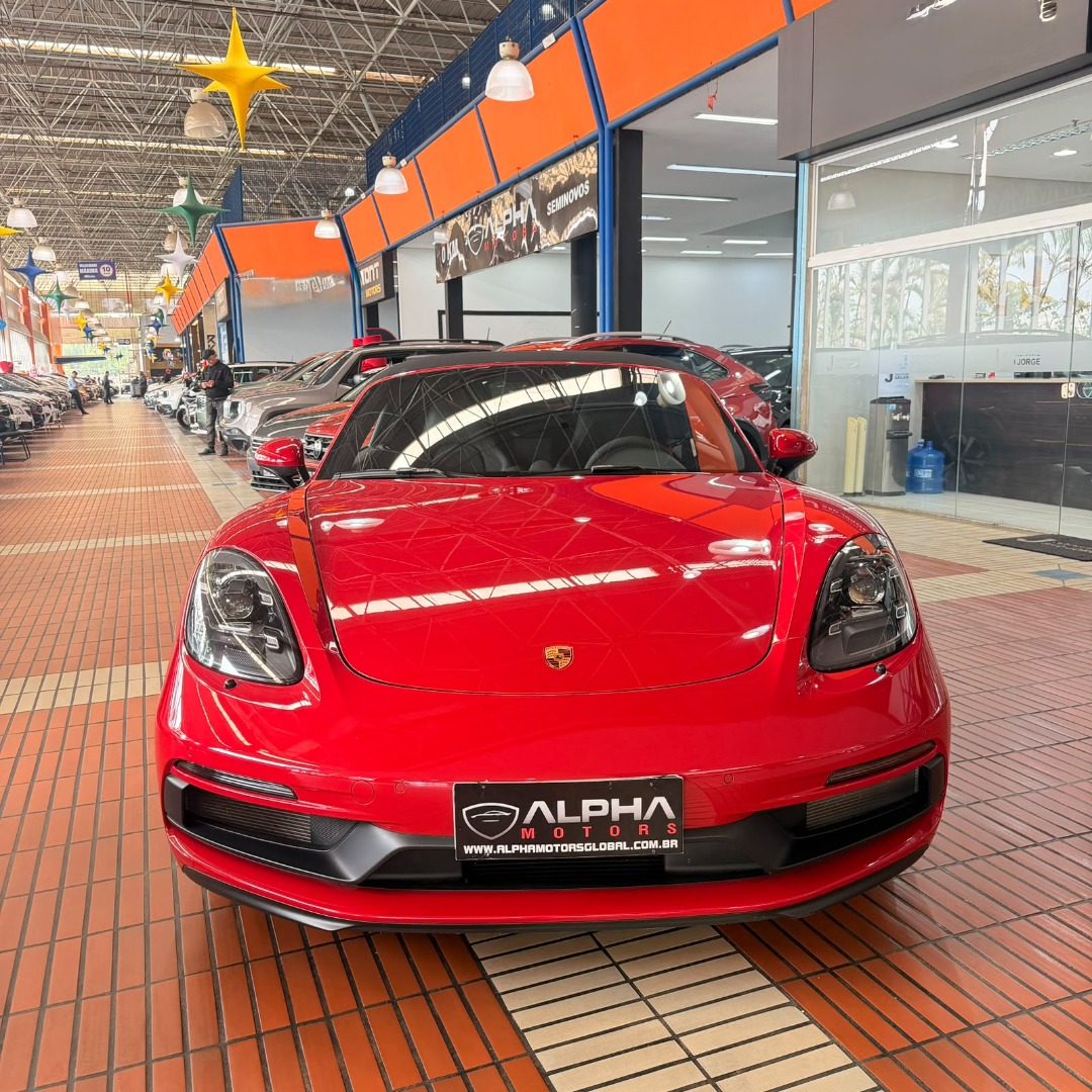 PORSCHE 718
