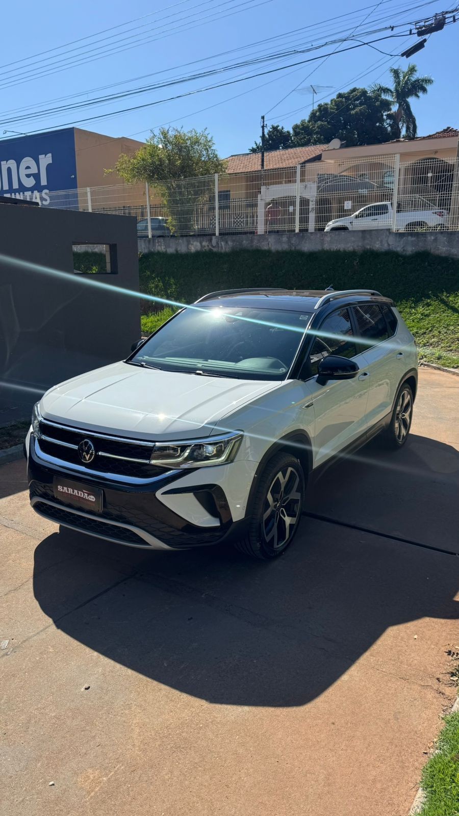 VOLKSWAGEN TAOS