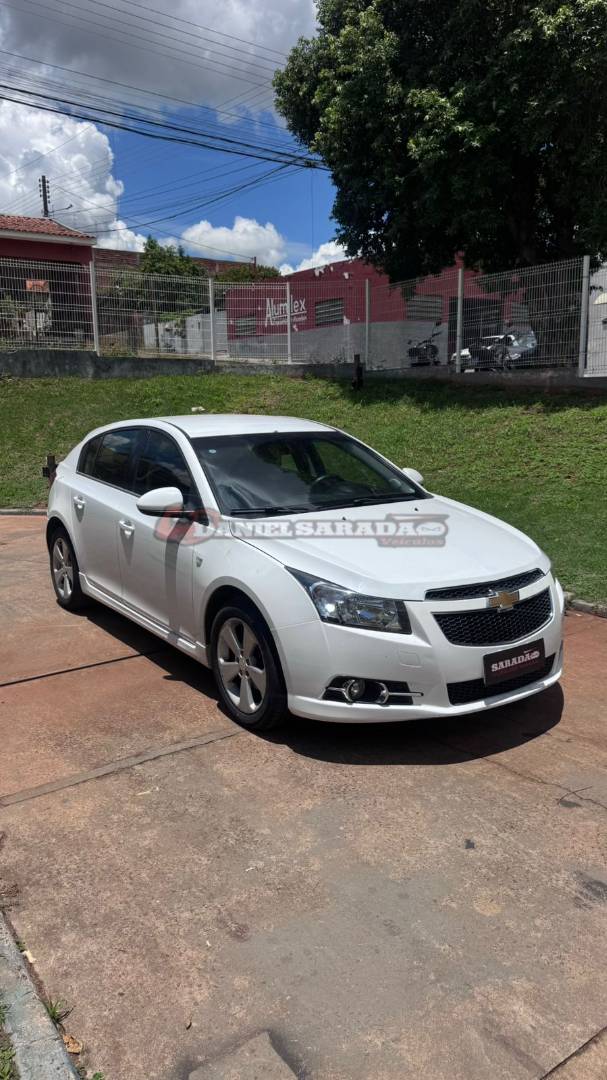 CHEVROLET CRUZE