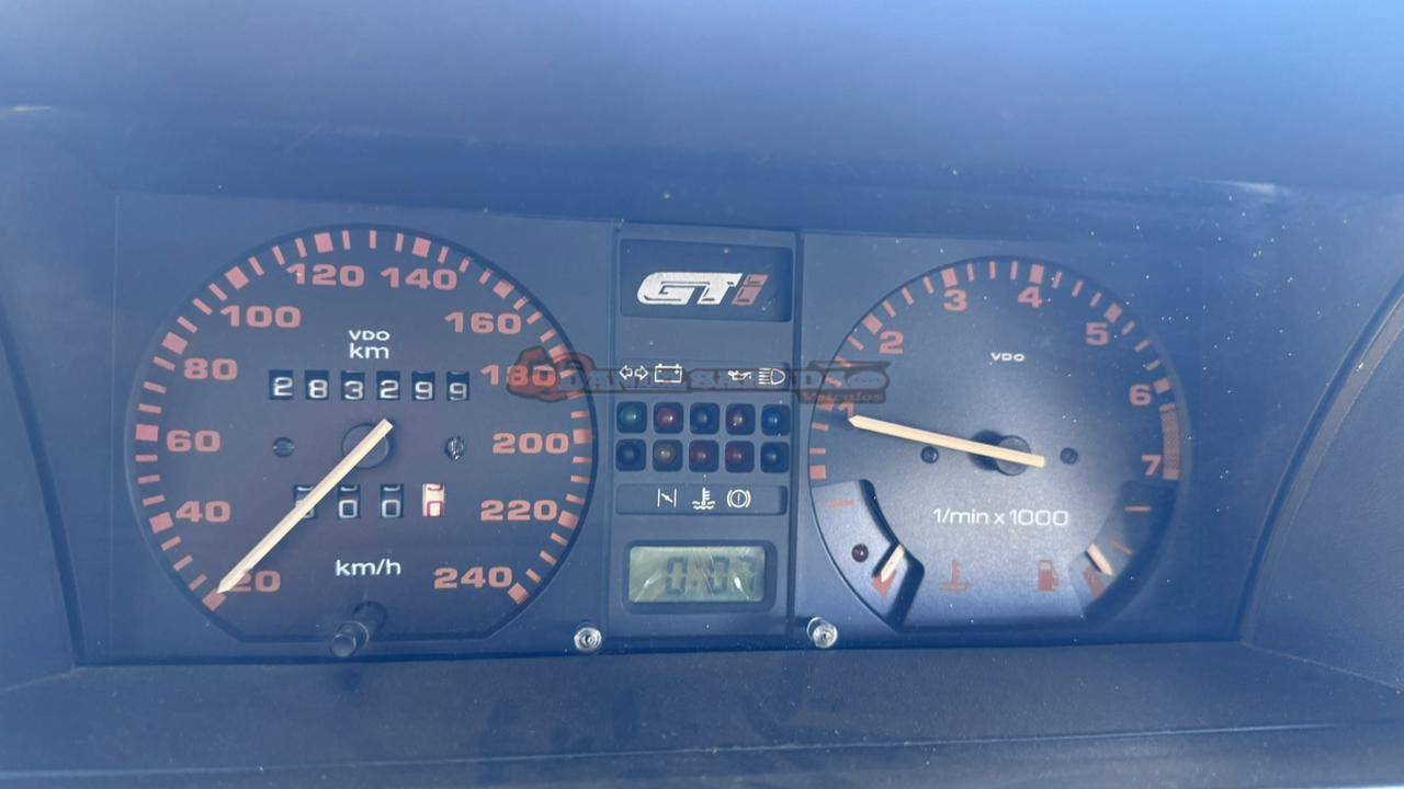VOLKSWAGEN GOL