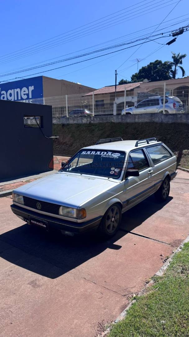 VOLKSWAGEN PARATI