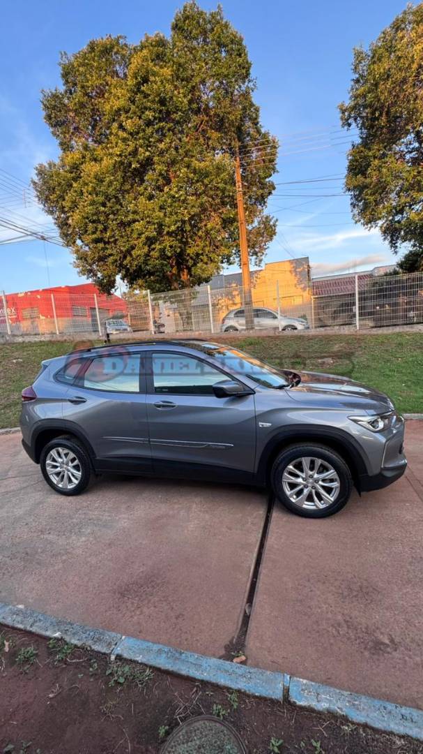 CHEVROLET TRACKER