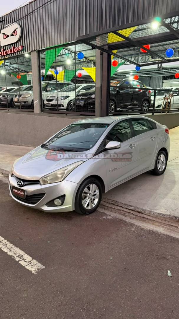 HYUNDAI HB20S
